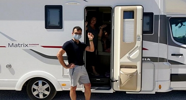 Gurbetçilerin dönüş yolculuğunda bagajlar yöresel lezzet dolu