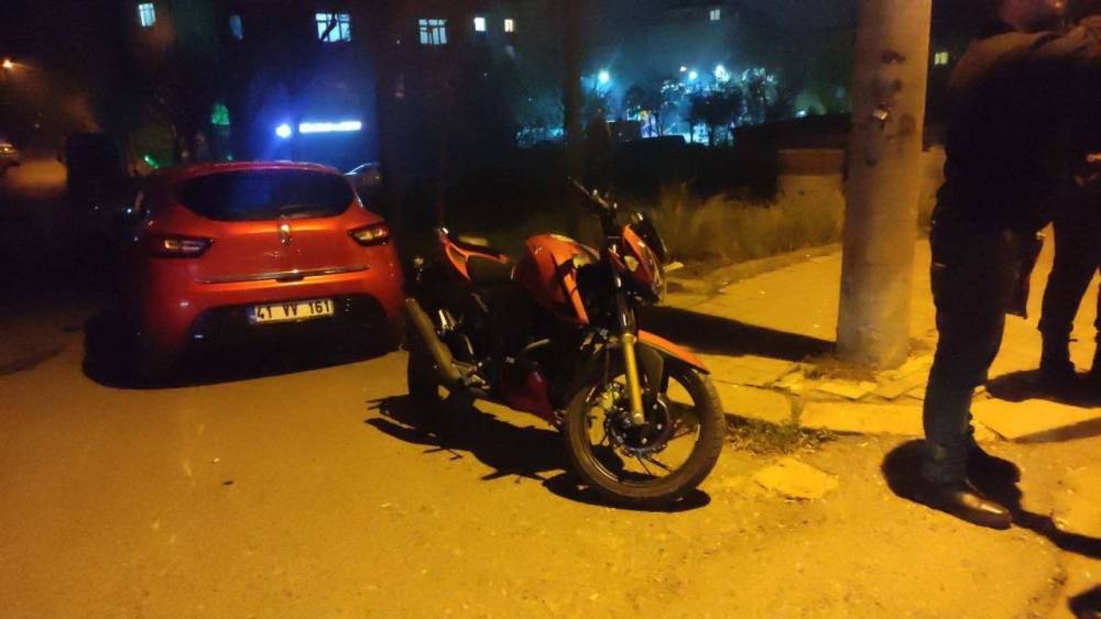 Yeni yıla kaza yaparak girdiler
