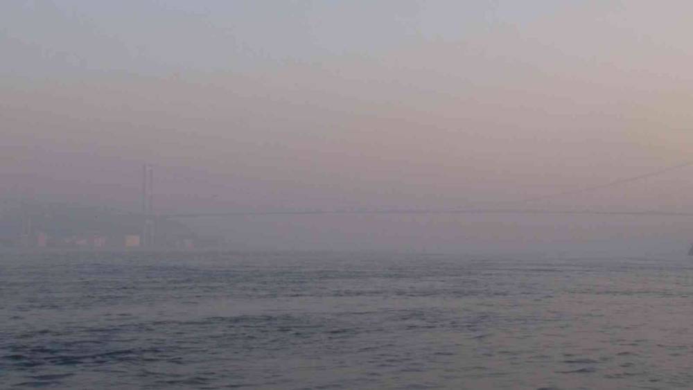 İstanbul Boğazı’nda sis