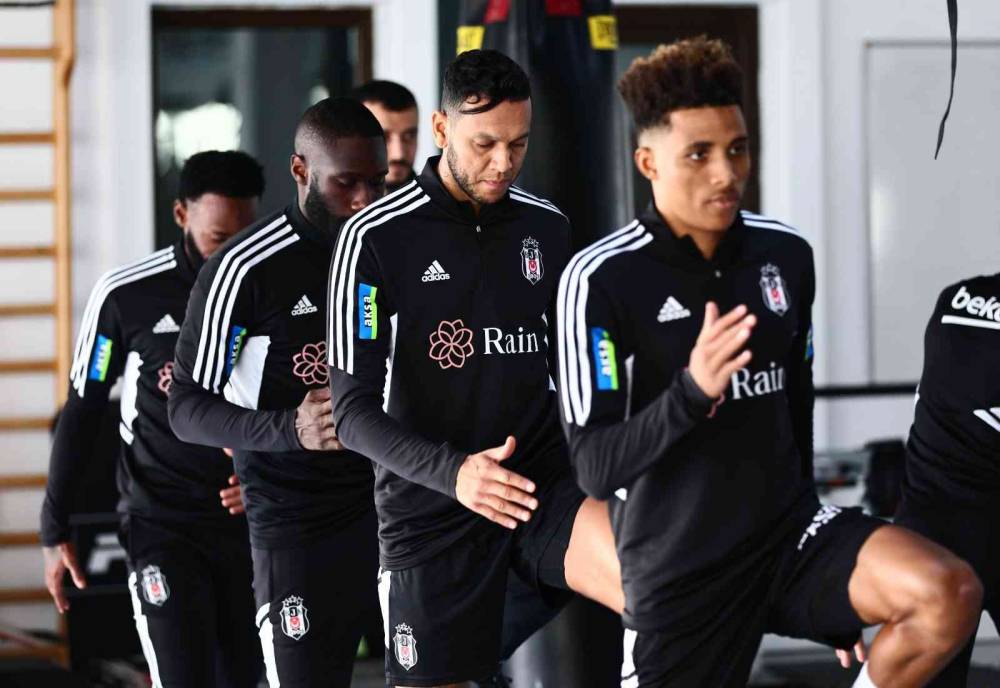 Beşiktaş’ta Kasımpaşa maçı hazırlıkları başladı