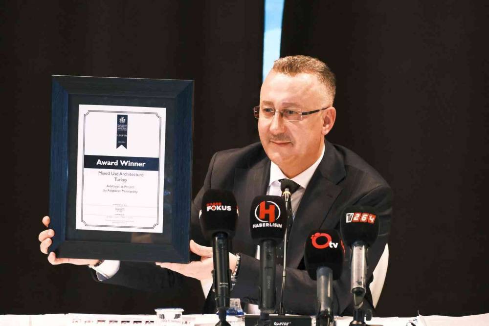 Ada Hayat’a ilk uluslararası ödül geldi