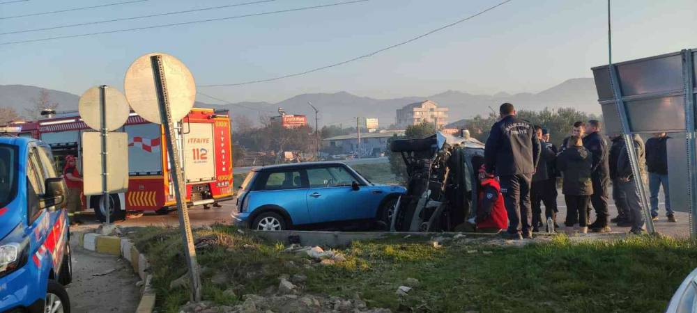 Balıkesir’de trafik kazası: 3 yaralı