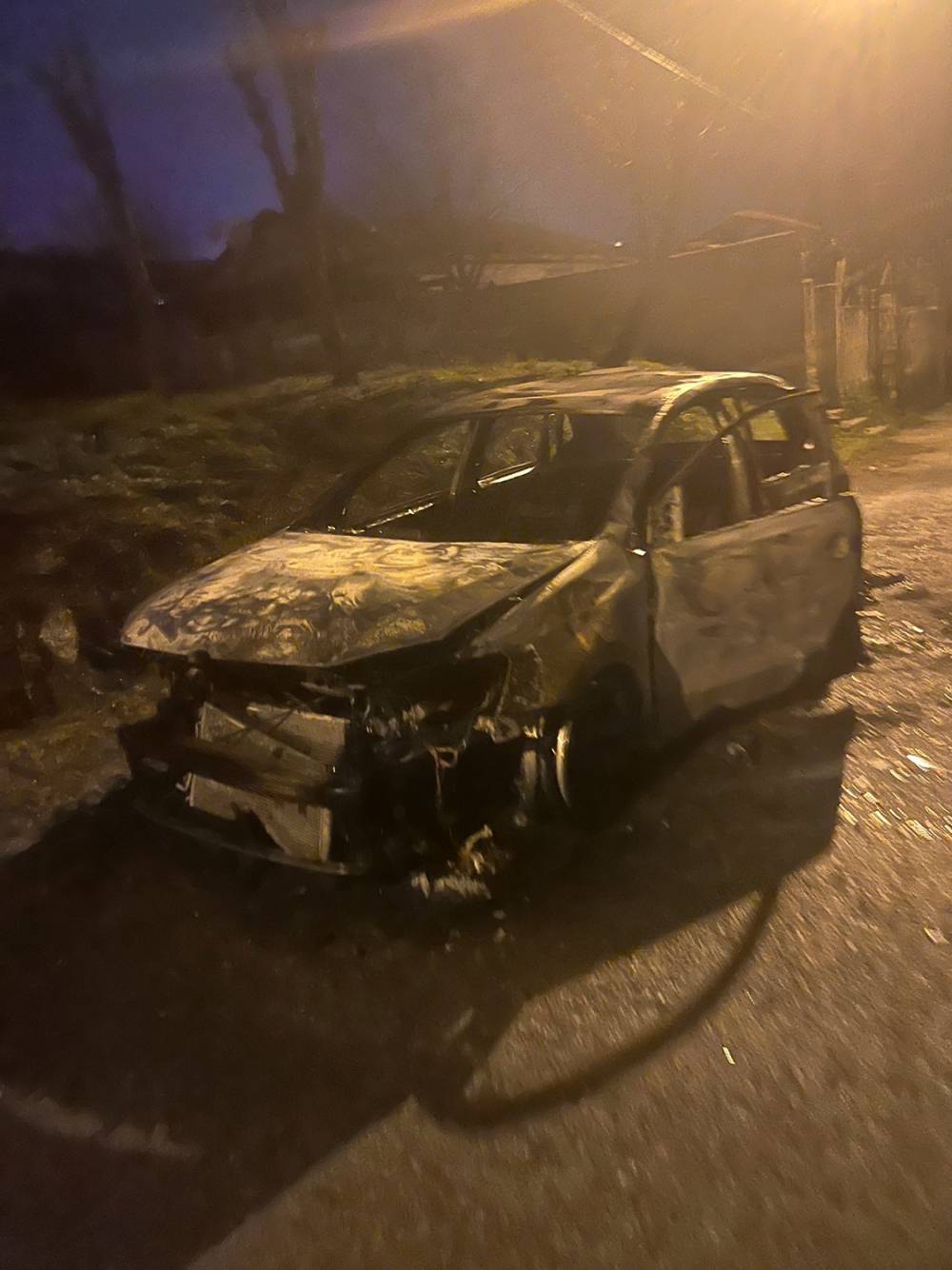 Küçükçekmece’de çalınan otomobil Sultangazi’de yakılmış halde bulundu