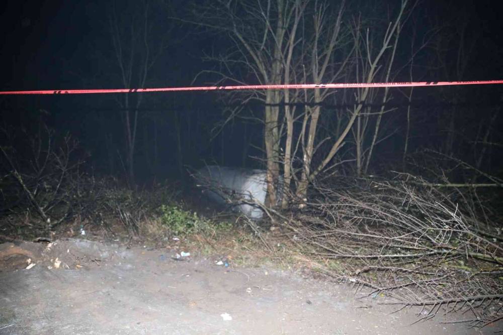 Otoyolda korkutan kaza: LPG yüklü tanker devrildi