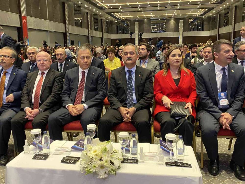 Milli Eğitim Bakanı Özer: