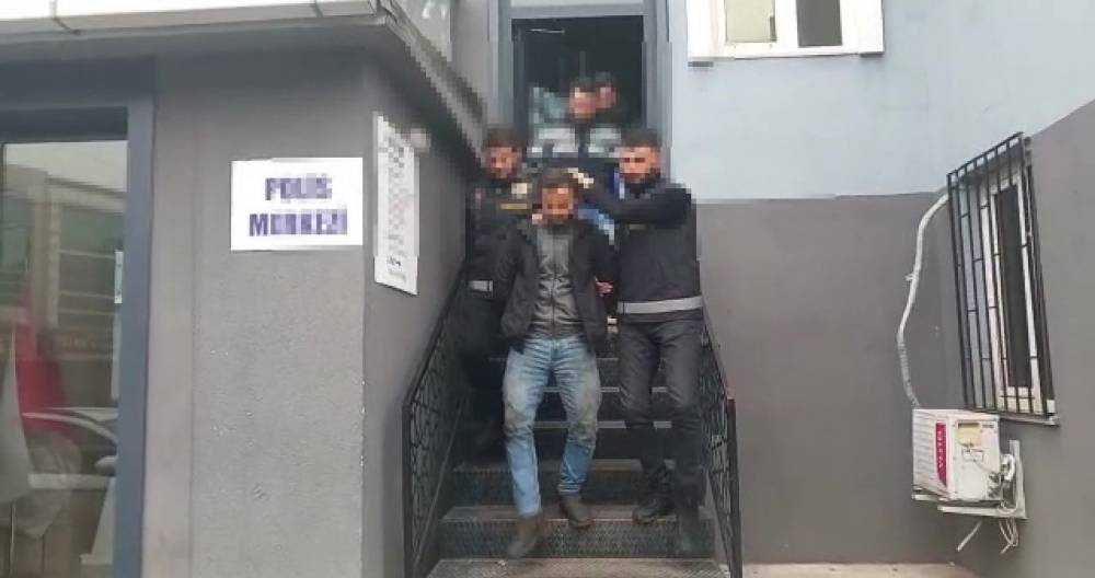Ümraniye’de bir kişinin hayatını kaybettiği silahlı kavganın şüphelisi adliyeye sevk edildi