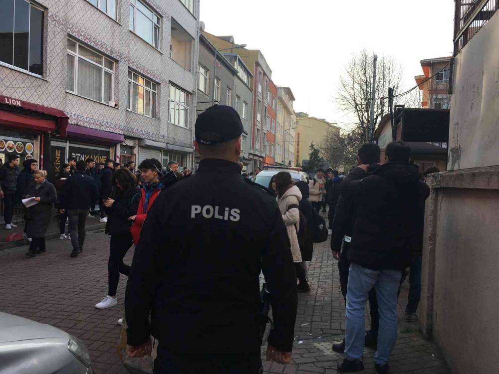 Bayrampaşa’da okul çevresinde güvenlik denetimi