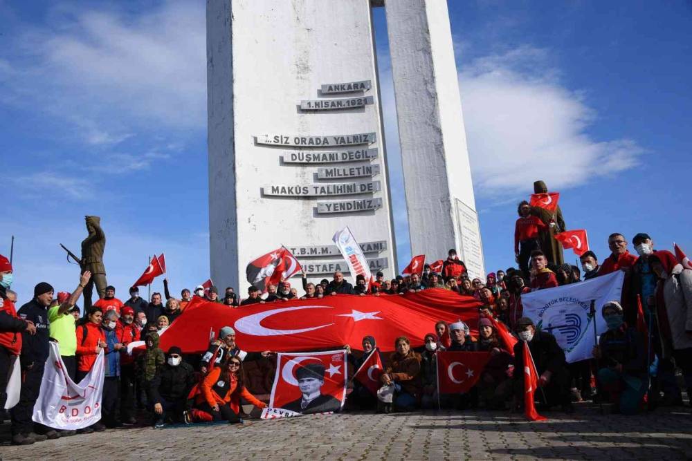Bozüyük’te 15. Geleneksel Metristepe Zafer ve Şehitleri Anma Yürüyüşü