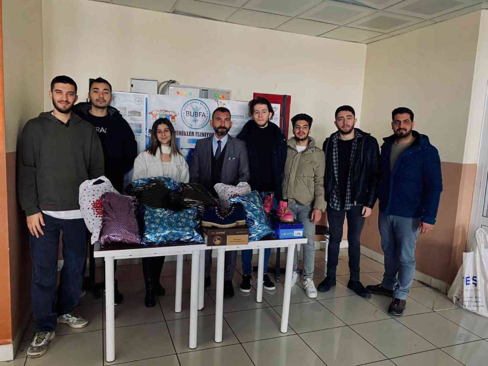 Üniversiteli öğrencilerden ihtiyaçlı çocuklara kış desteği