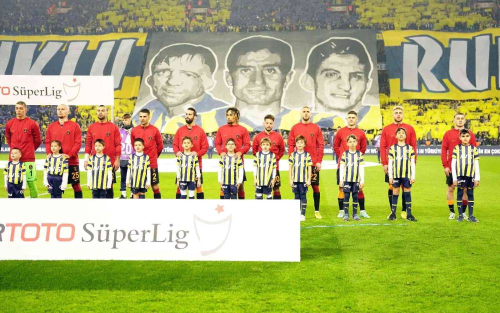 Galatasaray’da 3 değişiklik