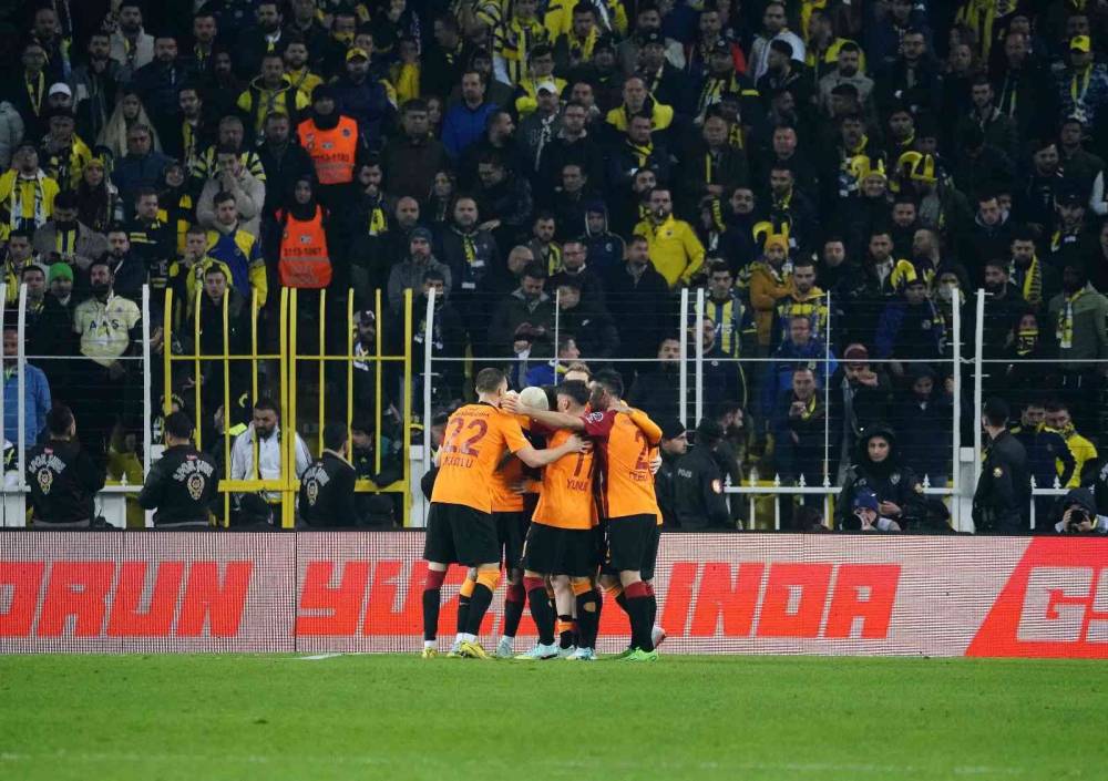 Galatasaray Kadıköy’de son 4 maçta 3. galibiyetini aldı