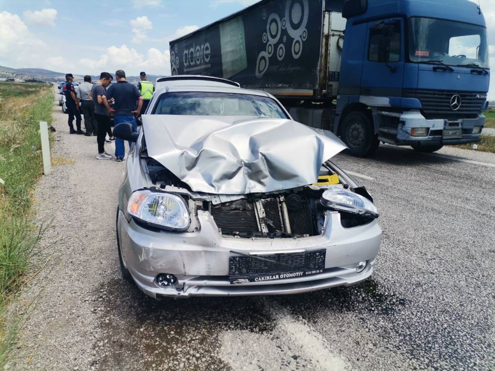 Gönen’de trafik kazasında 1 kişi yaralandı