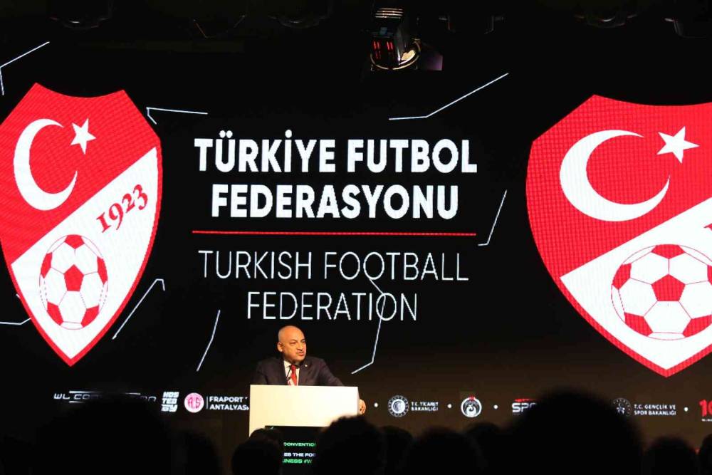 Mehmet Büyükekşi: Süper Lig ve Spor Toto 1. Lig’e akademi zorunluluğu getireceğiz
