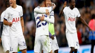 Tottenham, Liverpool'u son dakikada yıktı