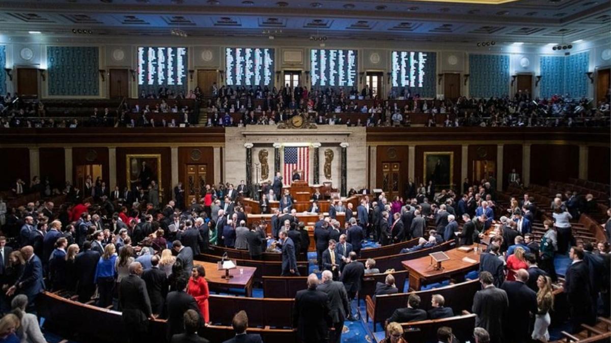 ABD Senatosu 45 günlük kısa vadeli bütçe tasarısını onayladı