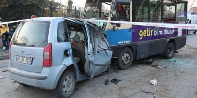 Ankara'da otomobil ile dolmuş çarpıştı: 1 ölü, 14 yaralı