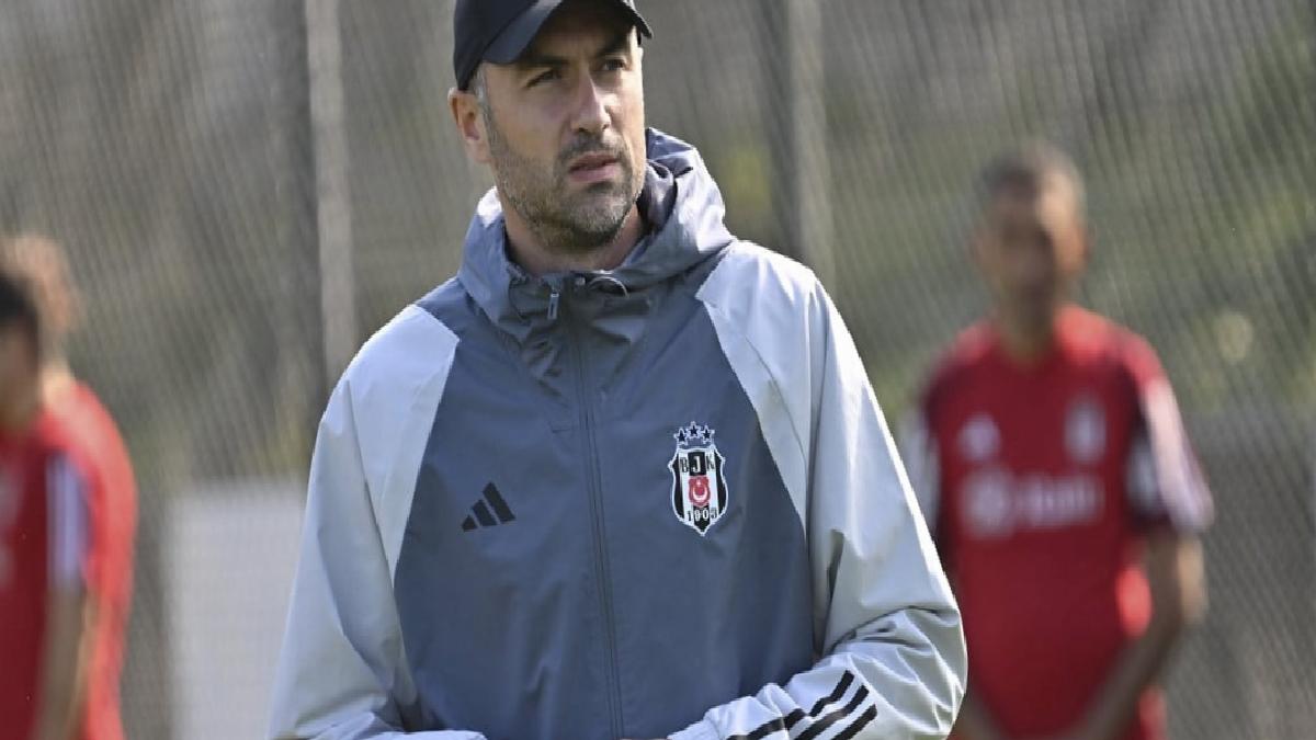 Burak Yılmaz'dan geleceğiyle ilgili karar! İmzayı attı...