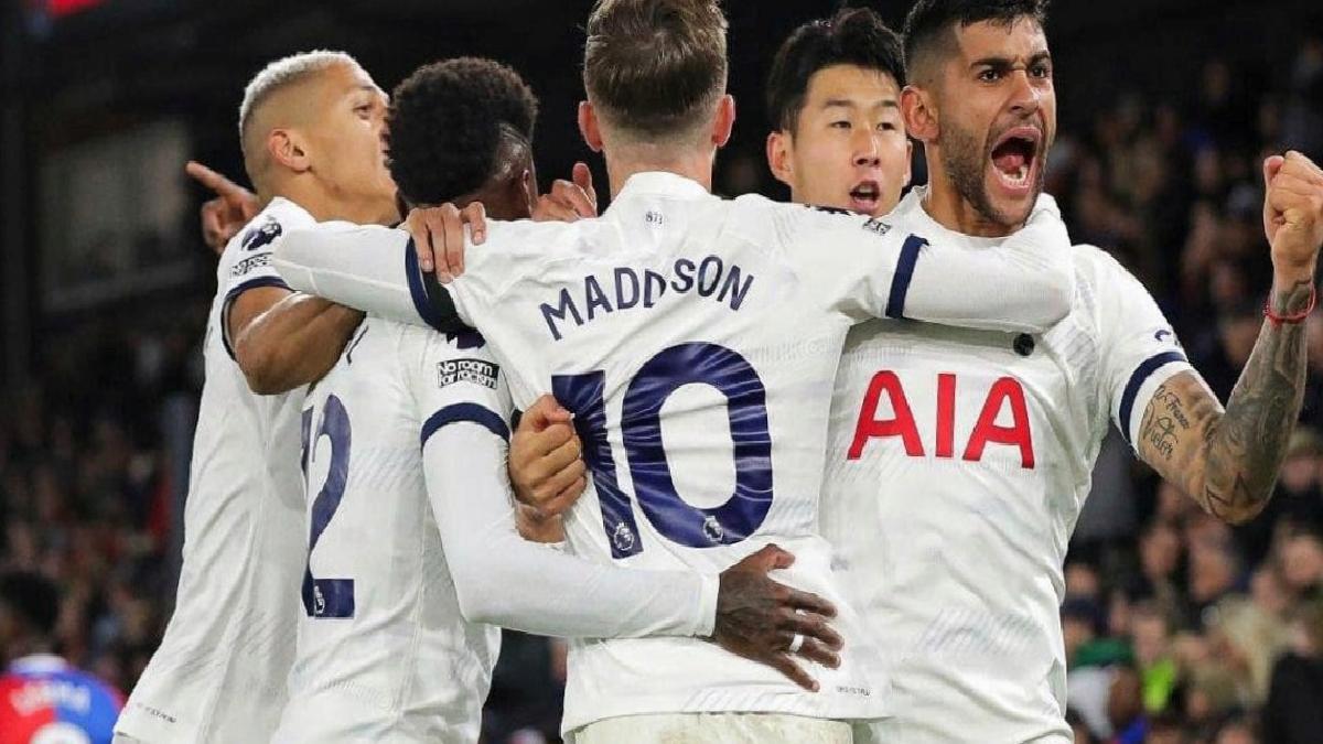Crystal Palace'ı yenen Tottenham Hotspur liderliğini sürdürdü