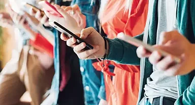 Gençlere vergisiz telefonda detaylar ortaya çıktı: Takip sistemi kurulacak