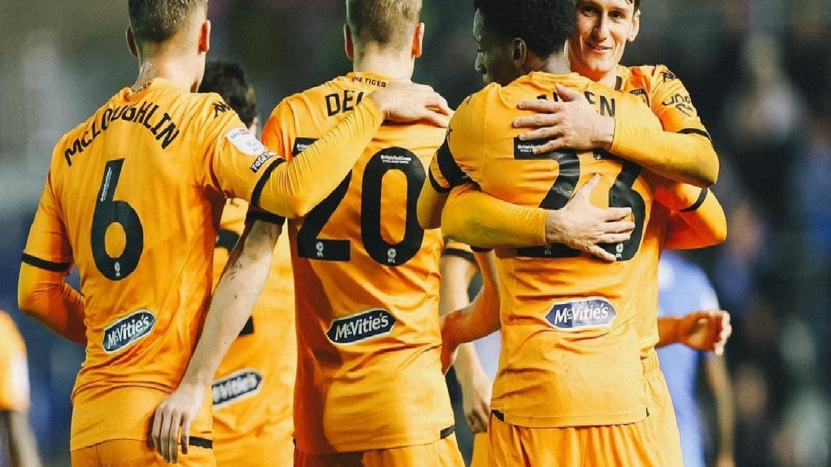 Hull City deplasmanda kazanmasını bildi