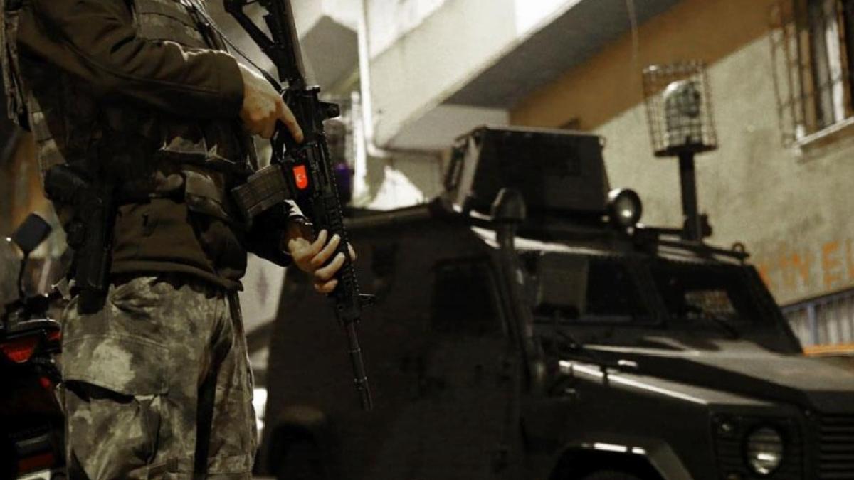 İstanbul ve Kırklareli'nde terör operasyonu: 20 gözaltı