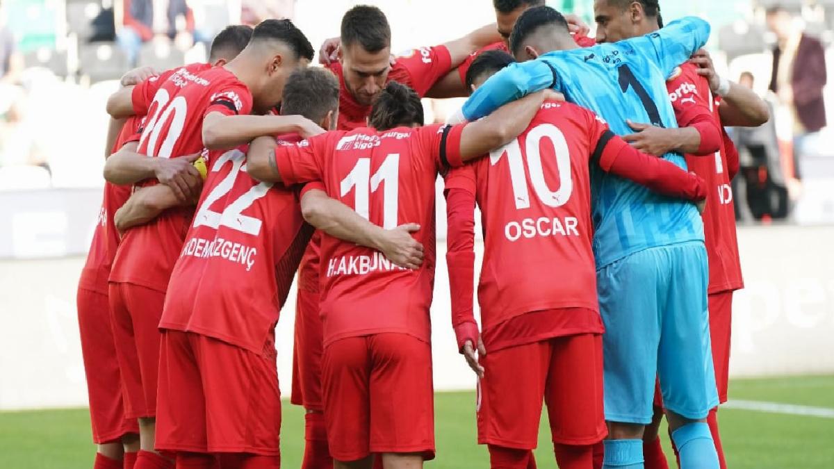 Ivo Vieira etkisini gösterdi! Pendikspor ilk galibiyetini aldı