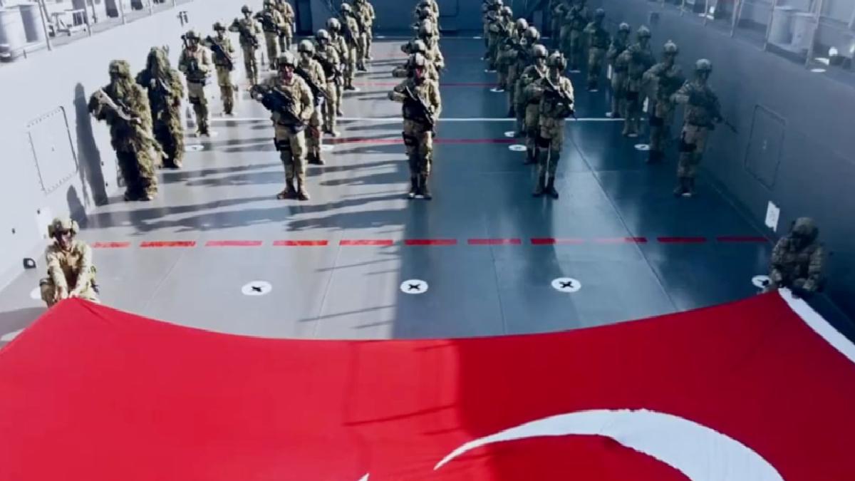 Kahraman Mehmetçik'ten Cumhuriyetin 100'üncü yılına özel klip!
