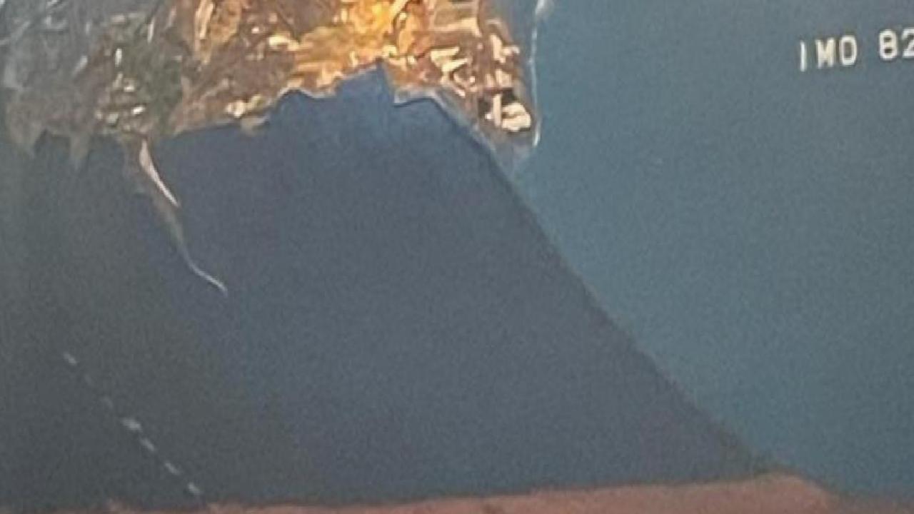 Marmara Adası açıklarında iki gemi çarpıştı