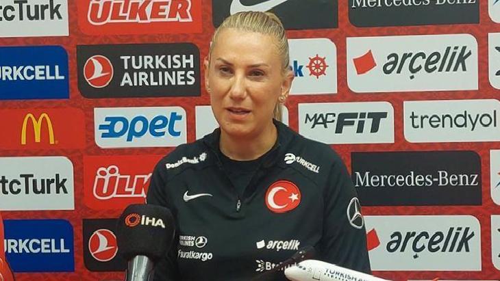Necla Güngör Kıragası: Nice güzel zaferlere diliyorum