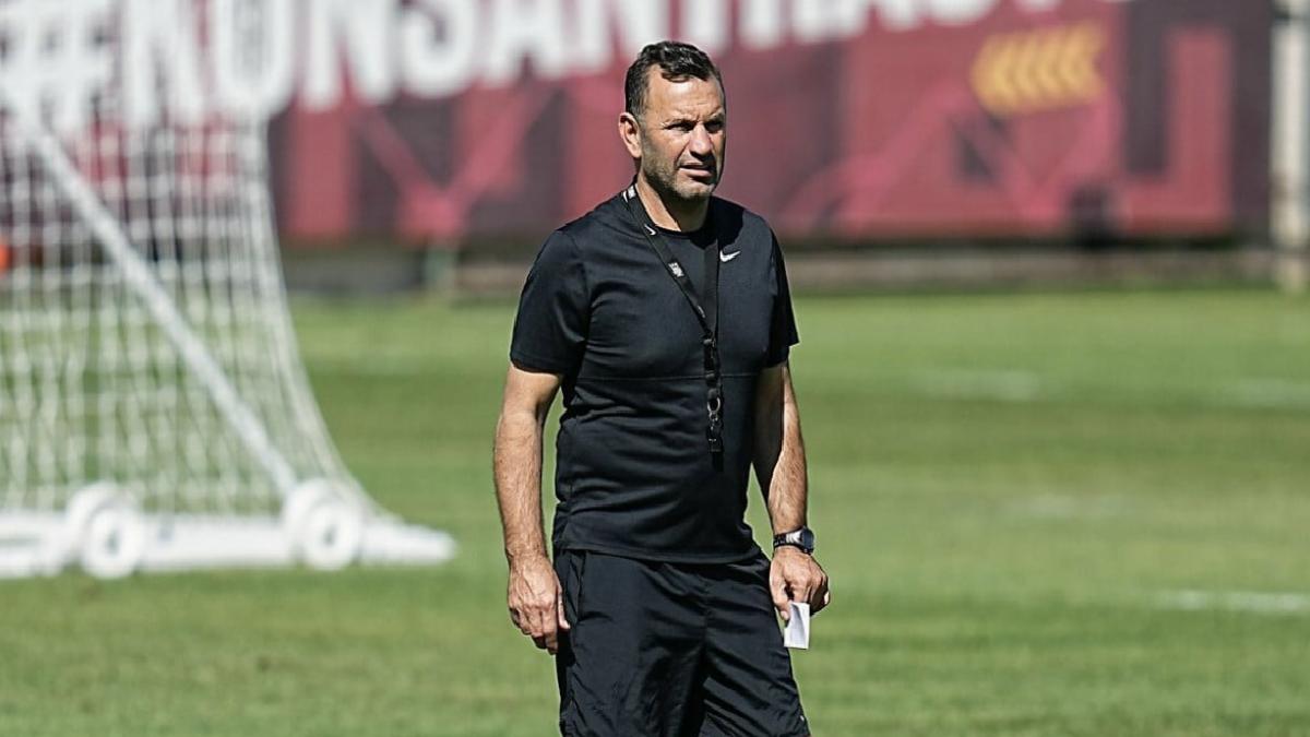 Okan Buruk'tan futbolcularına Beşiktaş ve Bayern Münih uyarısı