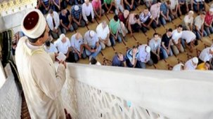 6 Ekim Cuma hutbesi konusu: 'Camiler ve Din görevlileri: 'Hayrın anahtarı, şerrin kilidi'