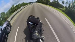 ABD'de feci motosiklet kazası: Sürücünün 20 kemiği kırıldı