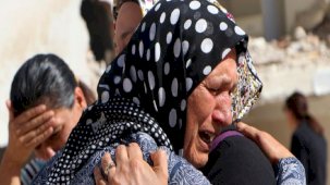 Adana'da Alpargün Apartmanı enkazında anma düzenlendi