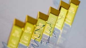 Altının onsu mart ayından bu yana en yüksek haftalık kazancına ulaştı