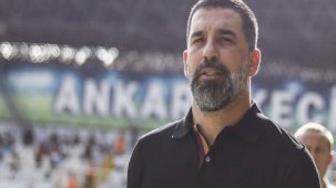 Arda Turan'dan Kerem Aktürkoğlu'na destek: Türk olduğu için mi değersiz