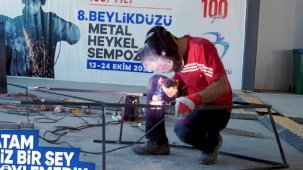 Beylikdüzü'nde Cumhuriyet kutlamaları heykel sempozyumu ile başladı