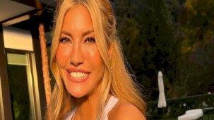 Çağla Şıkel hastane odasından paylaştı! 'Beni merak etmeyin..'