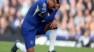 Chelsea evinde Brentford'a boyun eğdi!