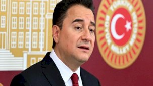 DEVA'lı ilçe başkanları CHP ile anlaşıp istifa etti! Ali Babacan'dan ilk değerlendirme