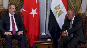 Dışişleri Bakanı Fidan Mısır'da: Mevkidaşı Şukri ve Arap Ligi Genel Sekreteri Gayt'la görüştü
