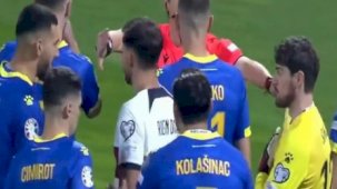 Edin Dzeko, milli maçta Halil Umut Meler'le gerginlik yaşadı