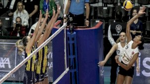 Fenerbahçe'yi yenen Vakıfbank, Şampiyonlar Kupası'nı kazandı