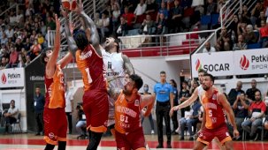 Galatasaray, Aliağa Petkimspor'a mağlup oldu