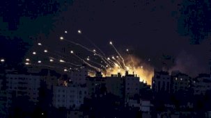 Gazze'de çocuk hastanesi fosfor bombasıyla vuruldu