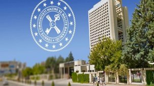 Hazine 24,3 milyar lira borçlandı