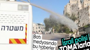 İsrail askerleri namaz kılmak isteyen Filistinlilere lağım suyu sıktı