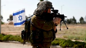 İsrail ordusu, Lübnan sınırındaki 14 bölgenin tahliye edilmesini istedi