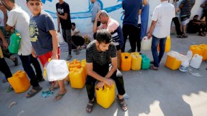 İsrail'in ablukaya aldığı Gazze'de yakıt sıkıntısı yaşanıyor