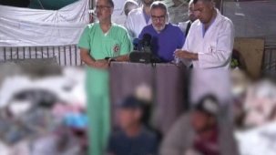 İsrail'in hastane saldırısının ardından cenazelerin arasında basın toplantısı düzenlendi