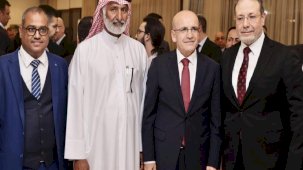 Mehmet Şimşek, Doha'da yatırım toplantısına katıldı